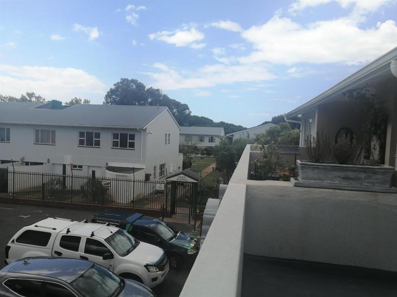 2 Bedroom Property for Sale in Bergvliet Western Cape